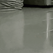 成为国获批可用于供给疾病诊断取医治的生成式 